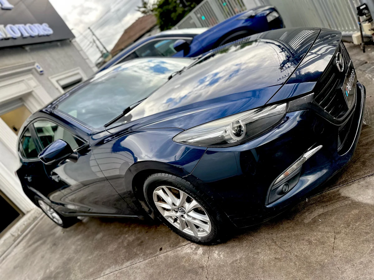 Mazda 3 — foto 8 de 17