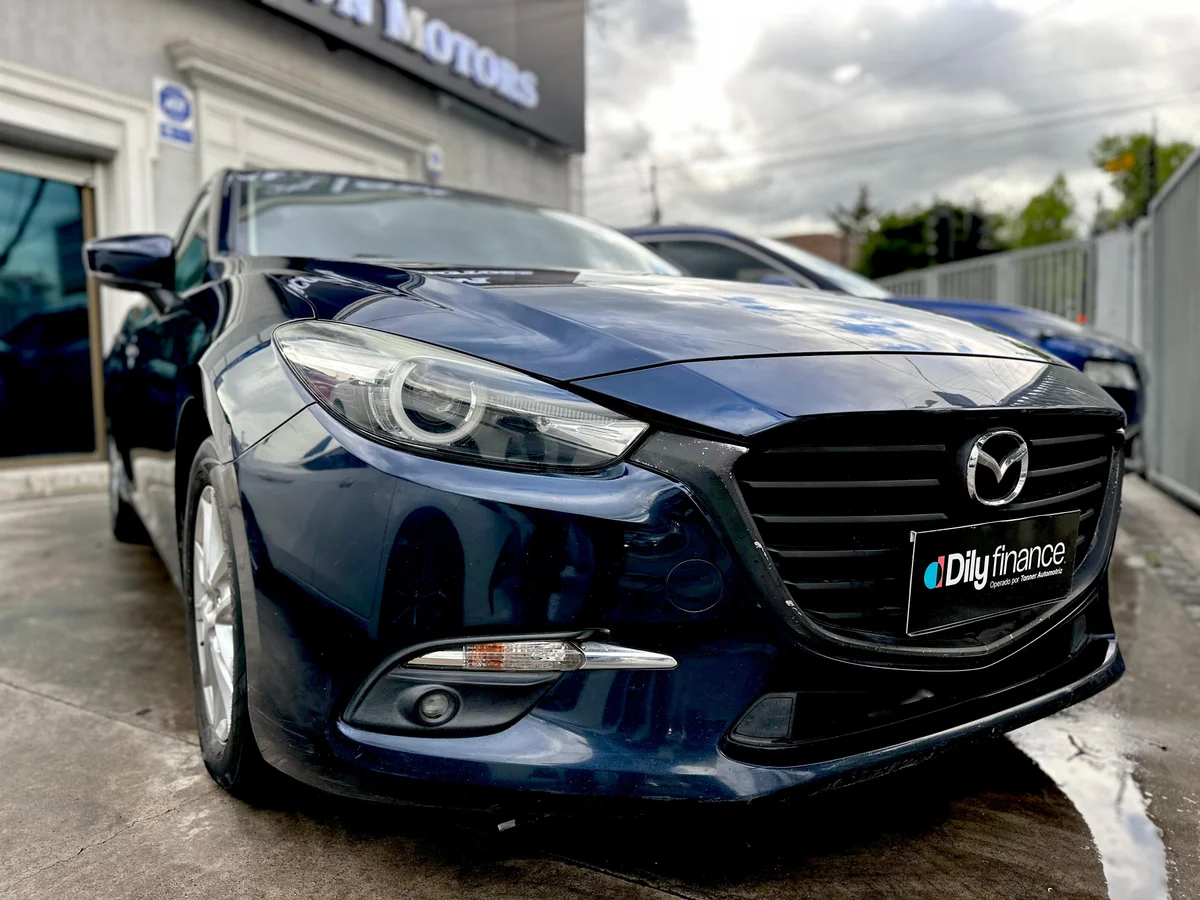 Mazda 3 — foto 17 de 17