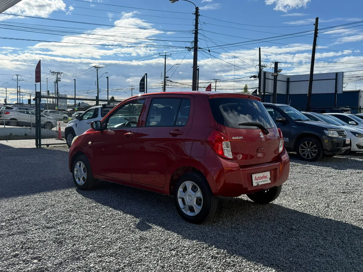 Suzuki Celerio — foto 12 de 12