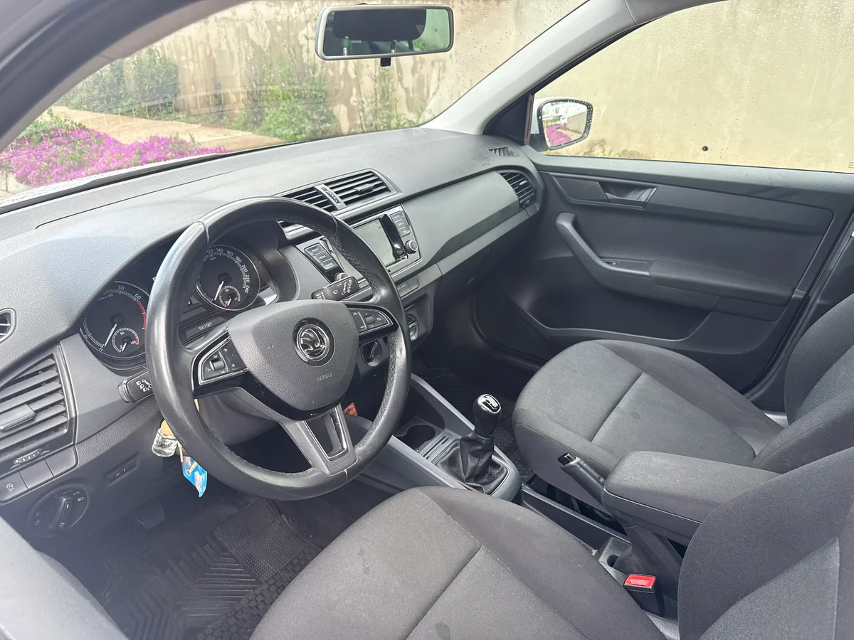 SKODA Fabia MSI 1.0 2020 - Miniatura 15