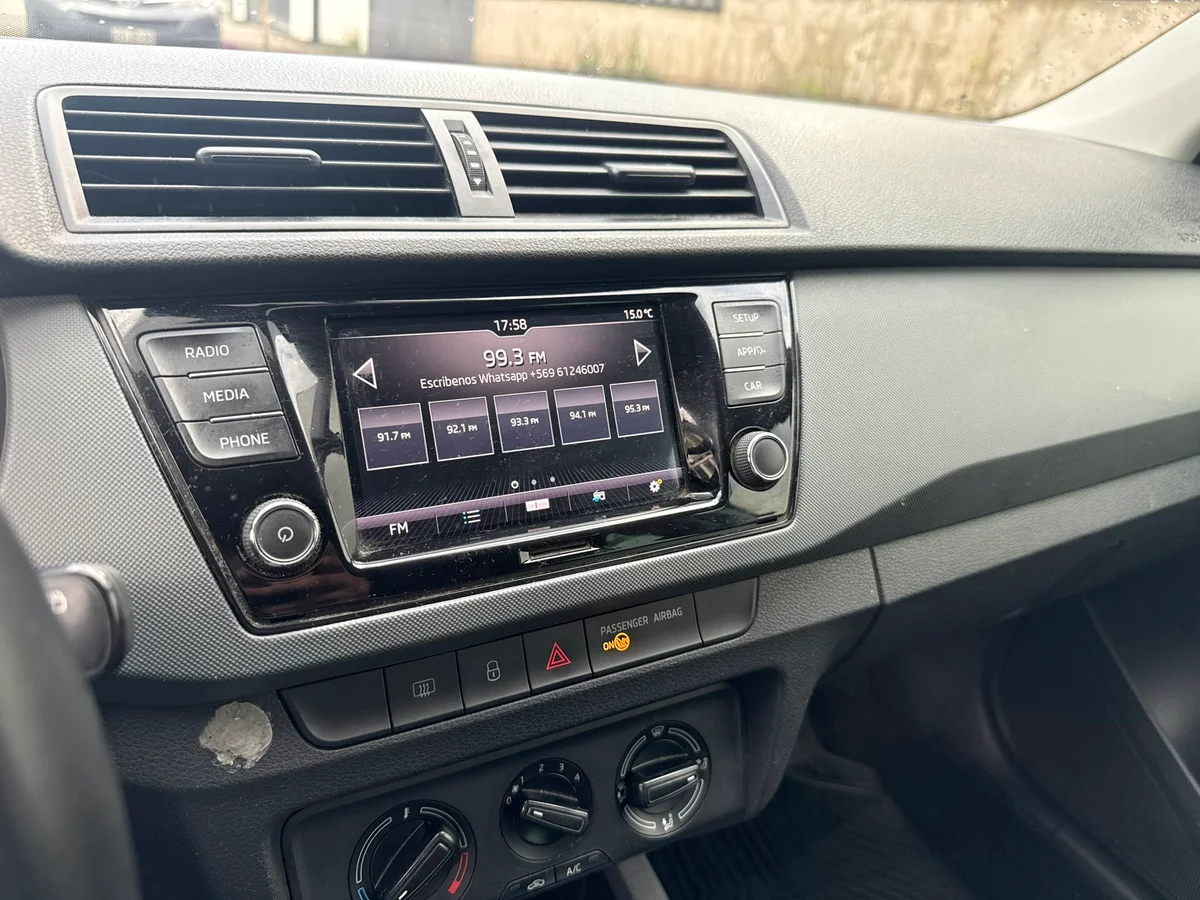 SKODA Fabia MSI 1.0 2020 - Miniatura 16