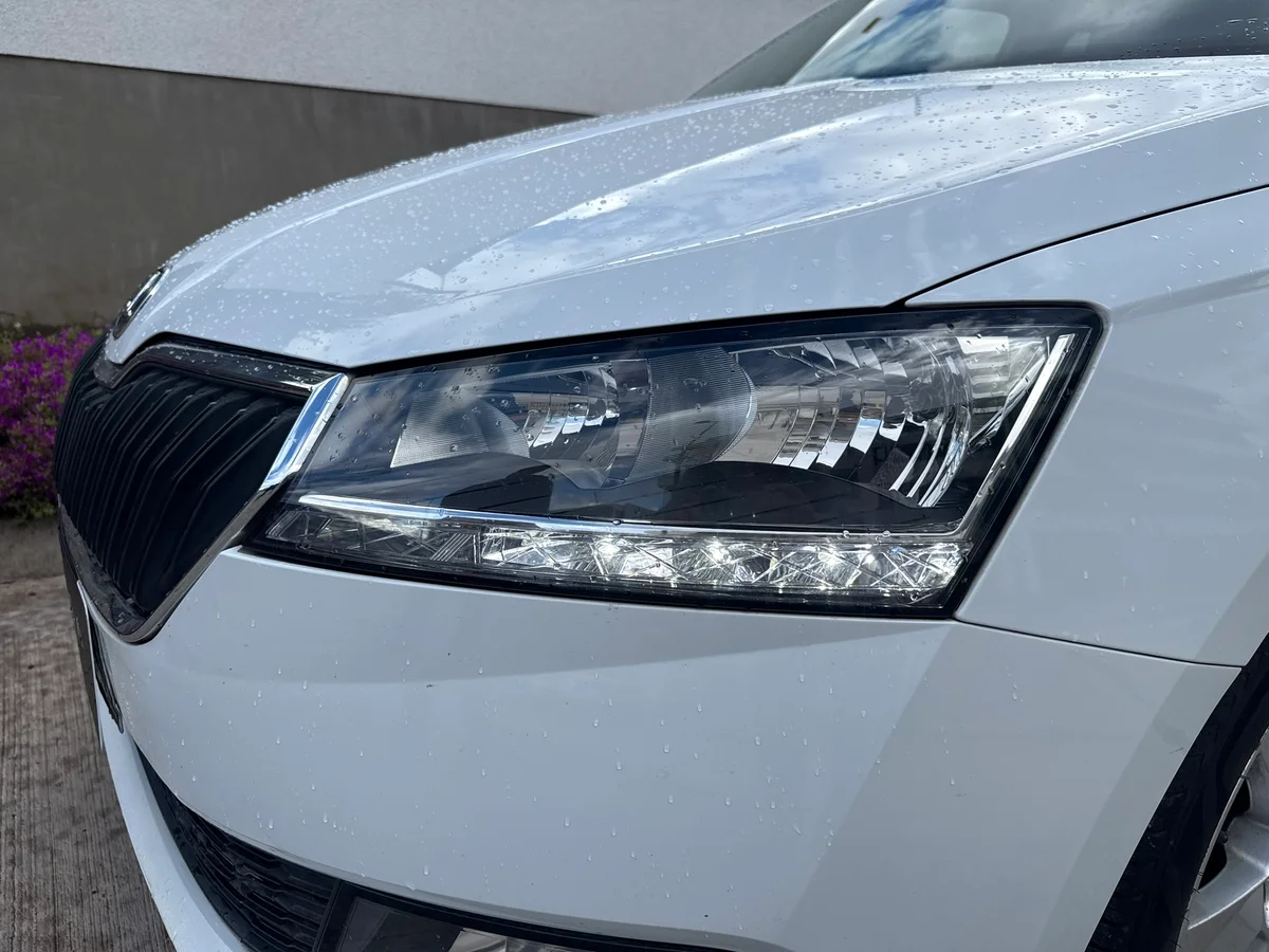 SKODA Fabia MSI 1.0 2020 - Miniatura 21