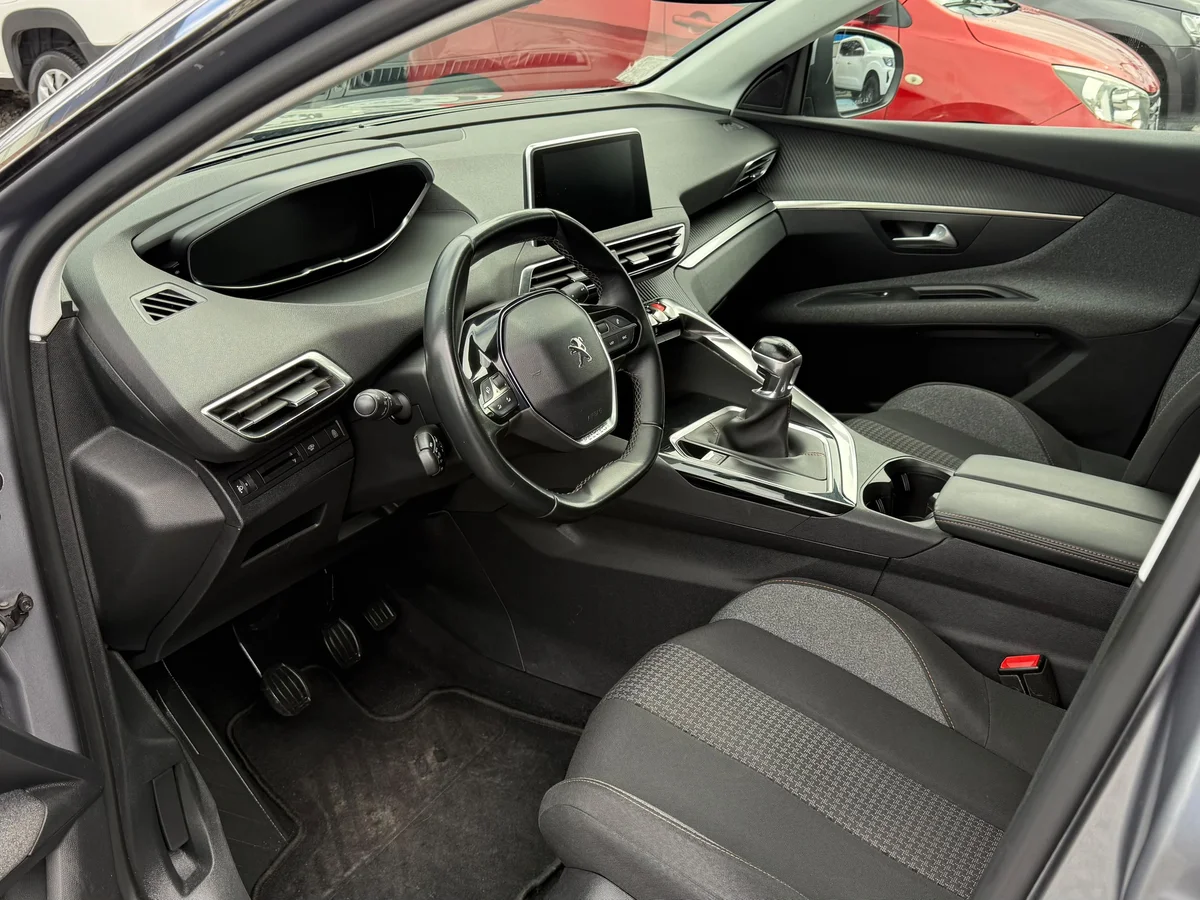 Peugeot 3008 1.5 Diésel Mt.2020 — foto 11 de 12