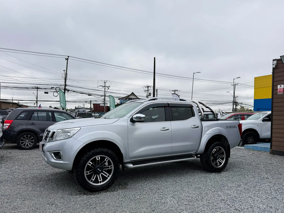Nissan Np300 Le2.3 D. Aut.
