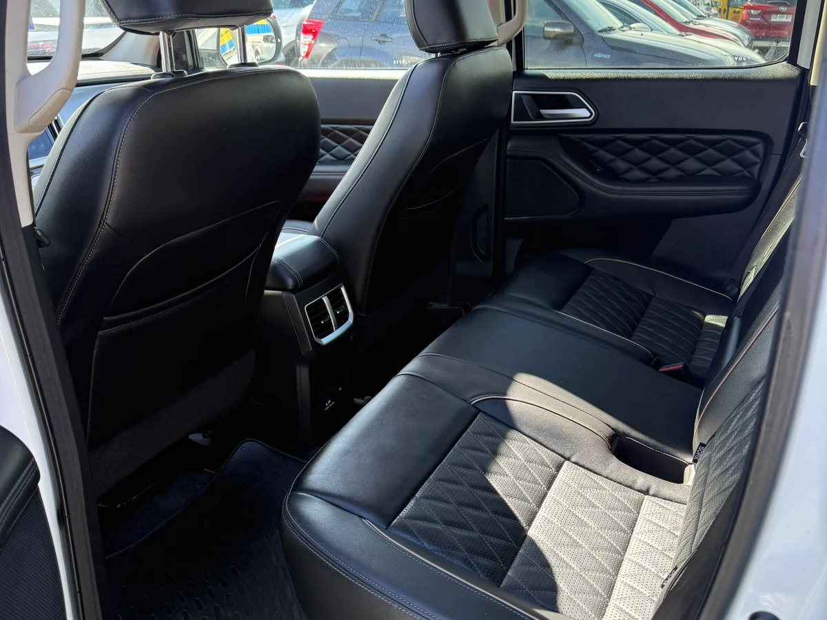 Great Wall Poer 2.0T Plus Diesel 4X4 Dob. Cab. At 4P — foto 8 de 11