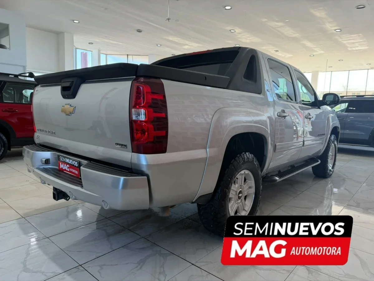 CHEVROLET AVALANCHE 5.3L V8 2012