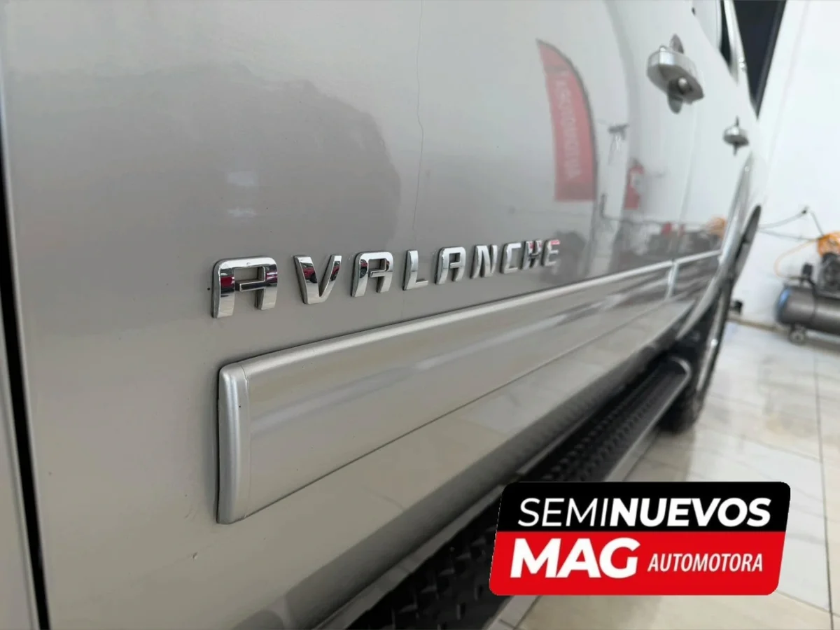 CHEVROLET AVALANCHE 5.3L V8 2012