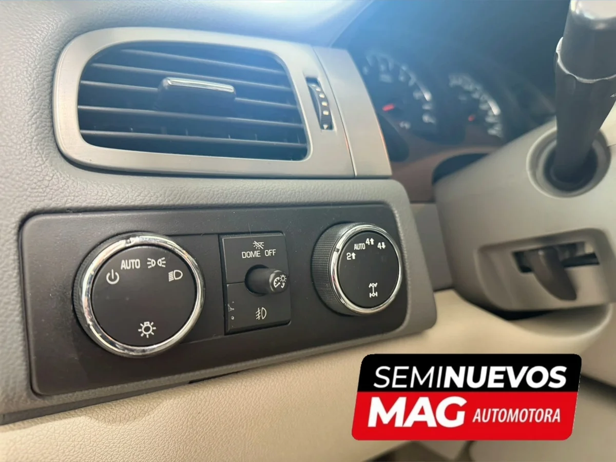 CHEVROLET AVALANCHE 5.3L V8 2012 - Miniatura 10