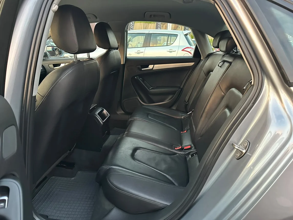 AUDI A4 1.8 TFSI DYNAMIC 120 MULTITRONIC AT 2015 - Miniatura 17