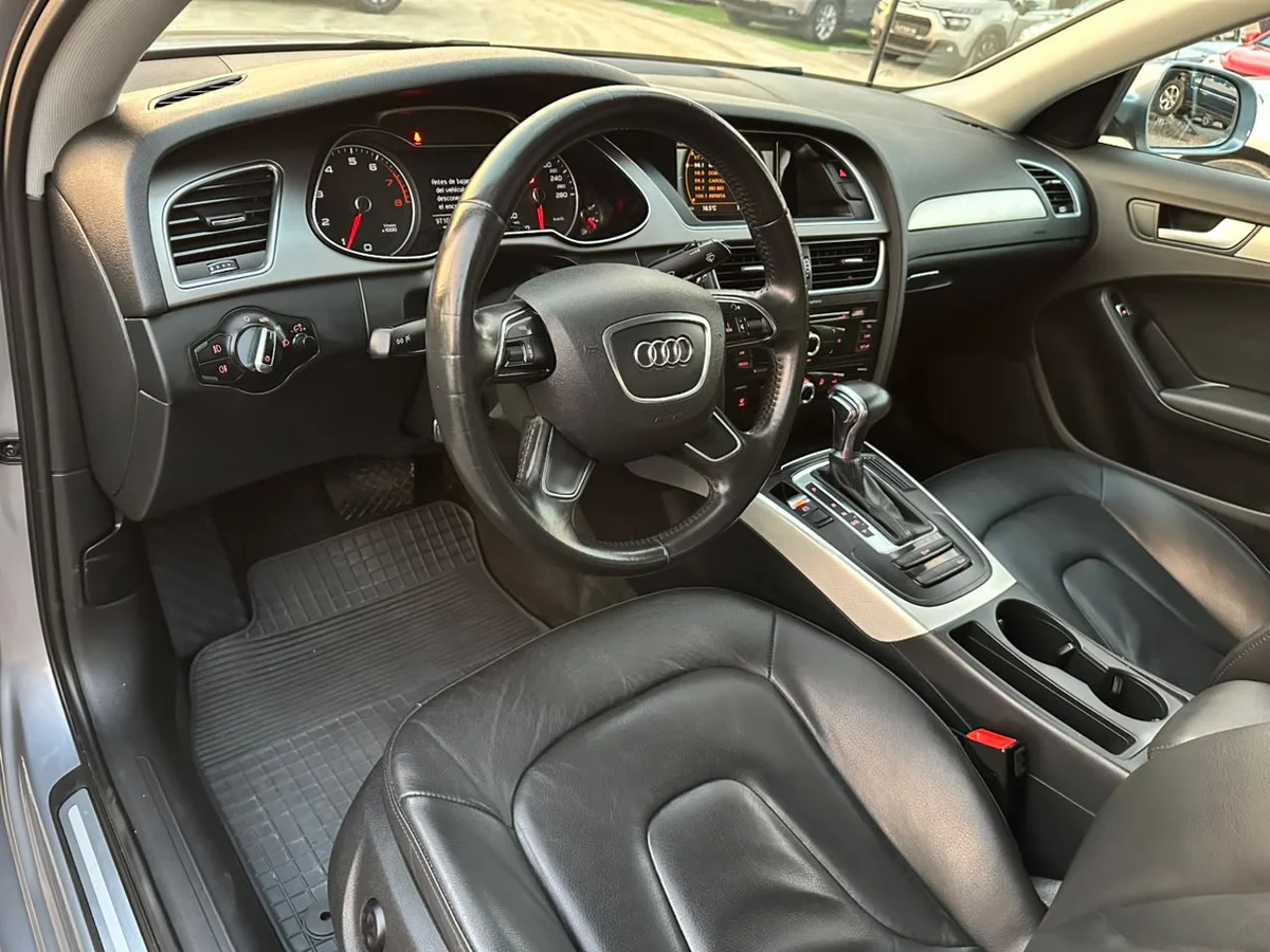 AUDI A4 1.8 TFSI DYNAMIC 120 MULTITRONIC AT 2015 - Miniatura 25