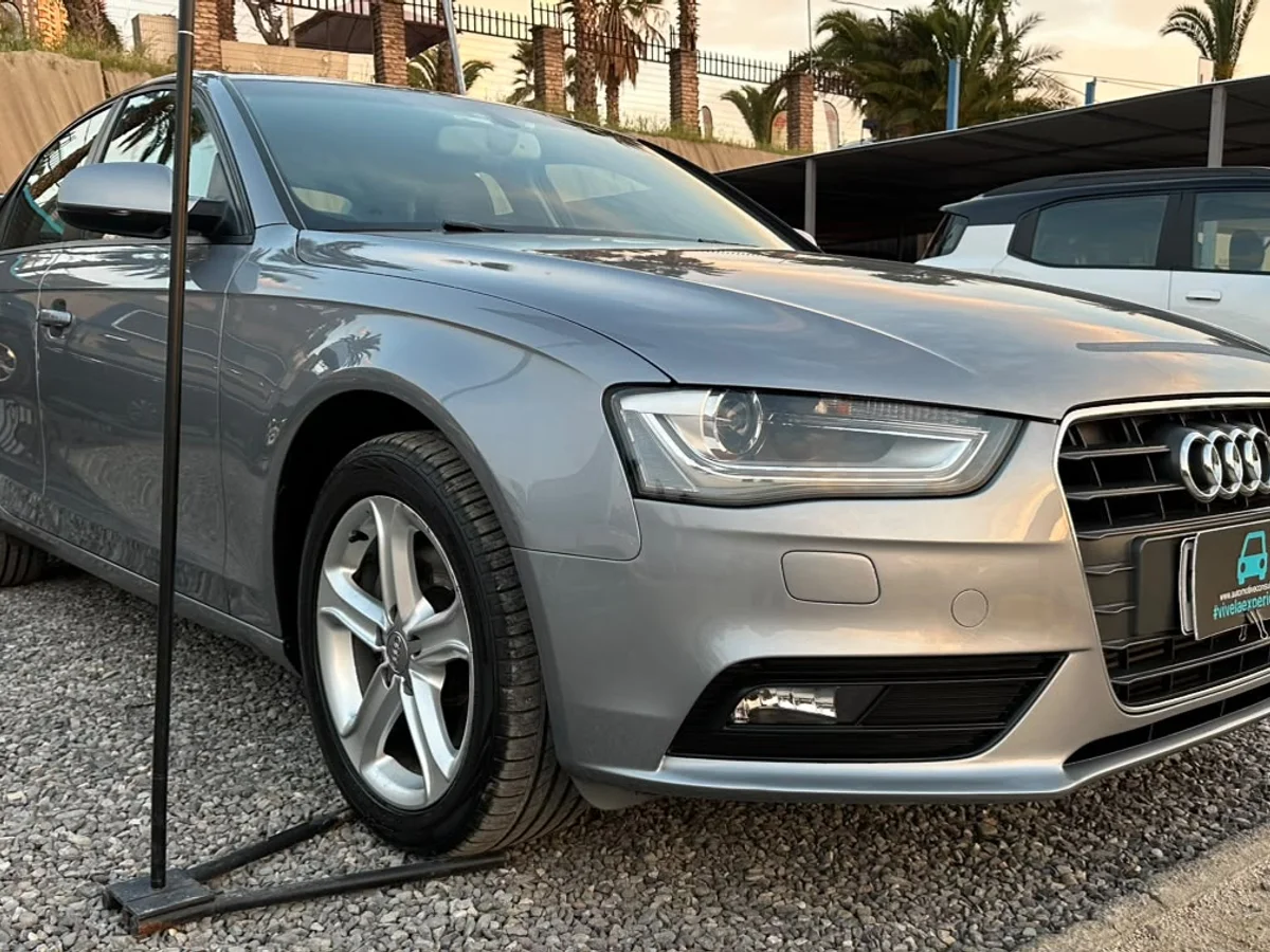 AUDI A4 1.8 TFSI DYNAMIC 120 MULTITRONIC AT 2015 - Miniatura 26