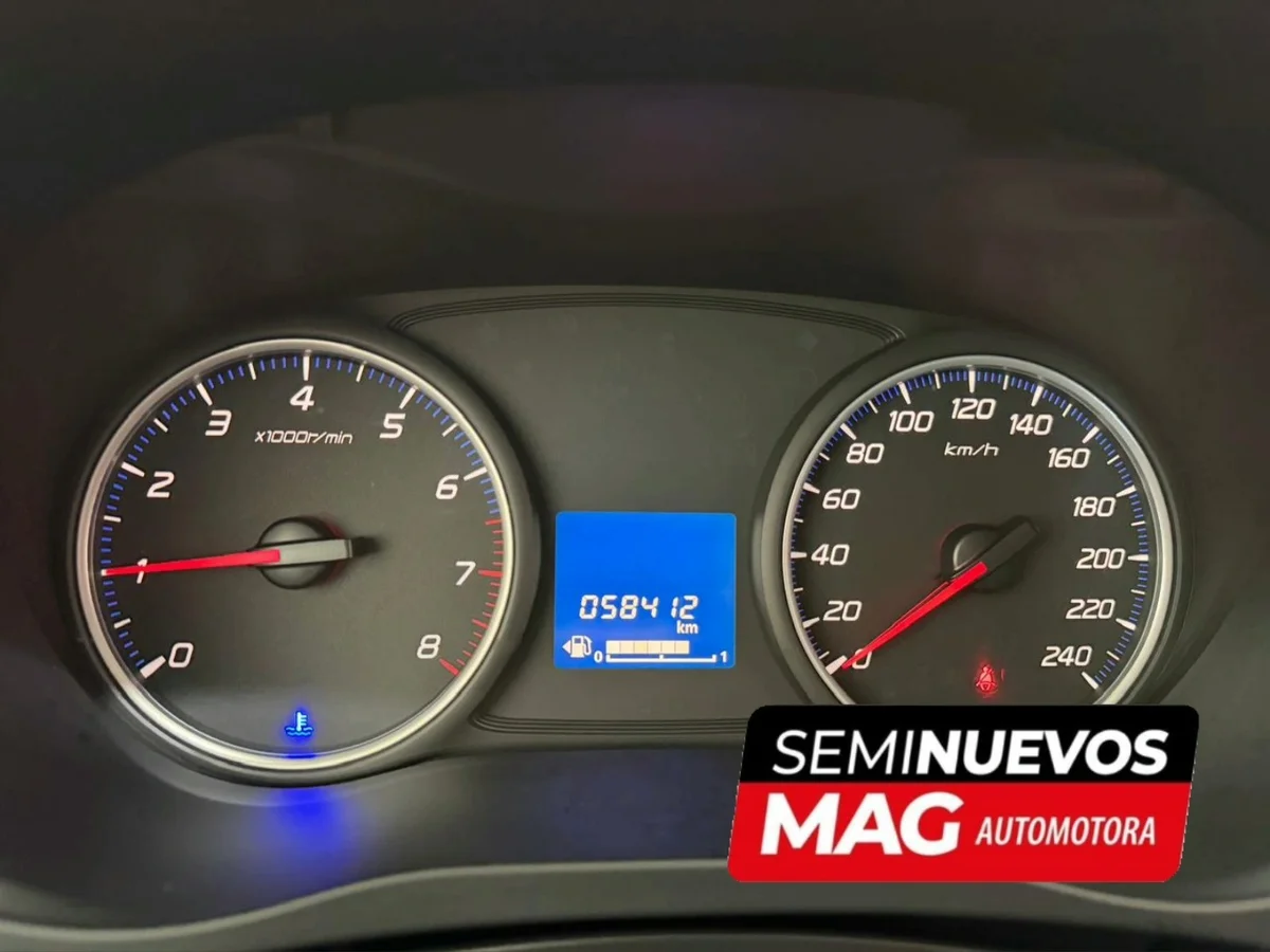 MITSUBISHI Outlander 2.0 2022 - Miniatura 7