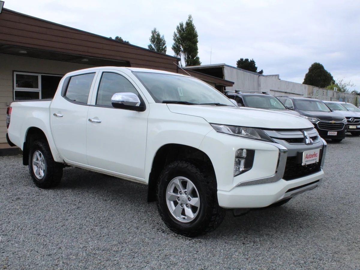 MITSUBISHI L200 KATANA CRT 4X4 2023