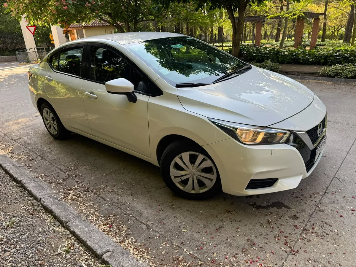 Nissan Versa Sense 1.6L MT5 año 2021 - Miniatura 19
