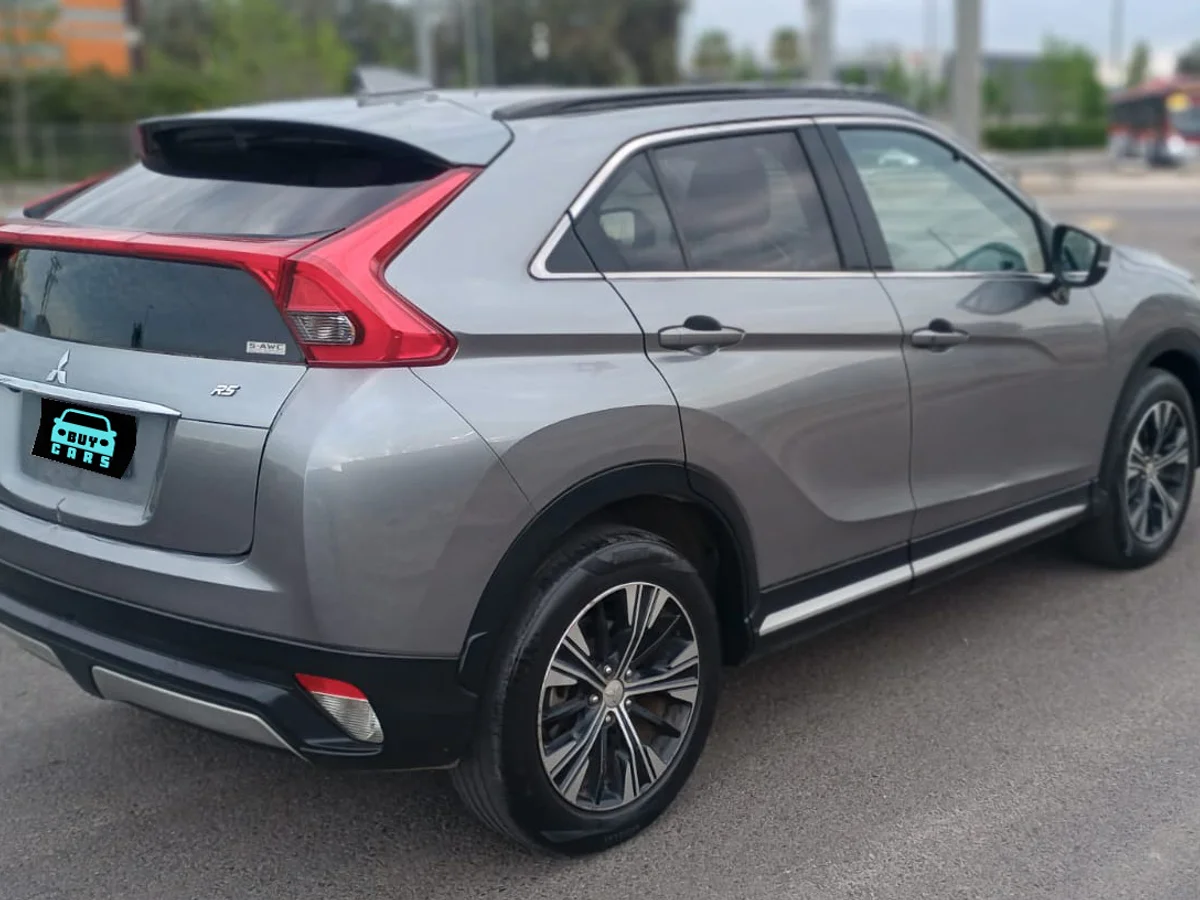 Mitsubishi Eclipse Cross RS 1.5L Turbo AT 4x4 año 2019 - Miniatura 5