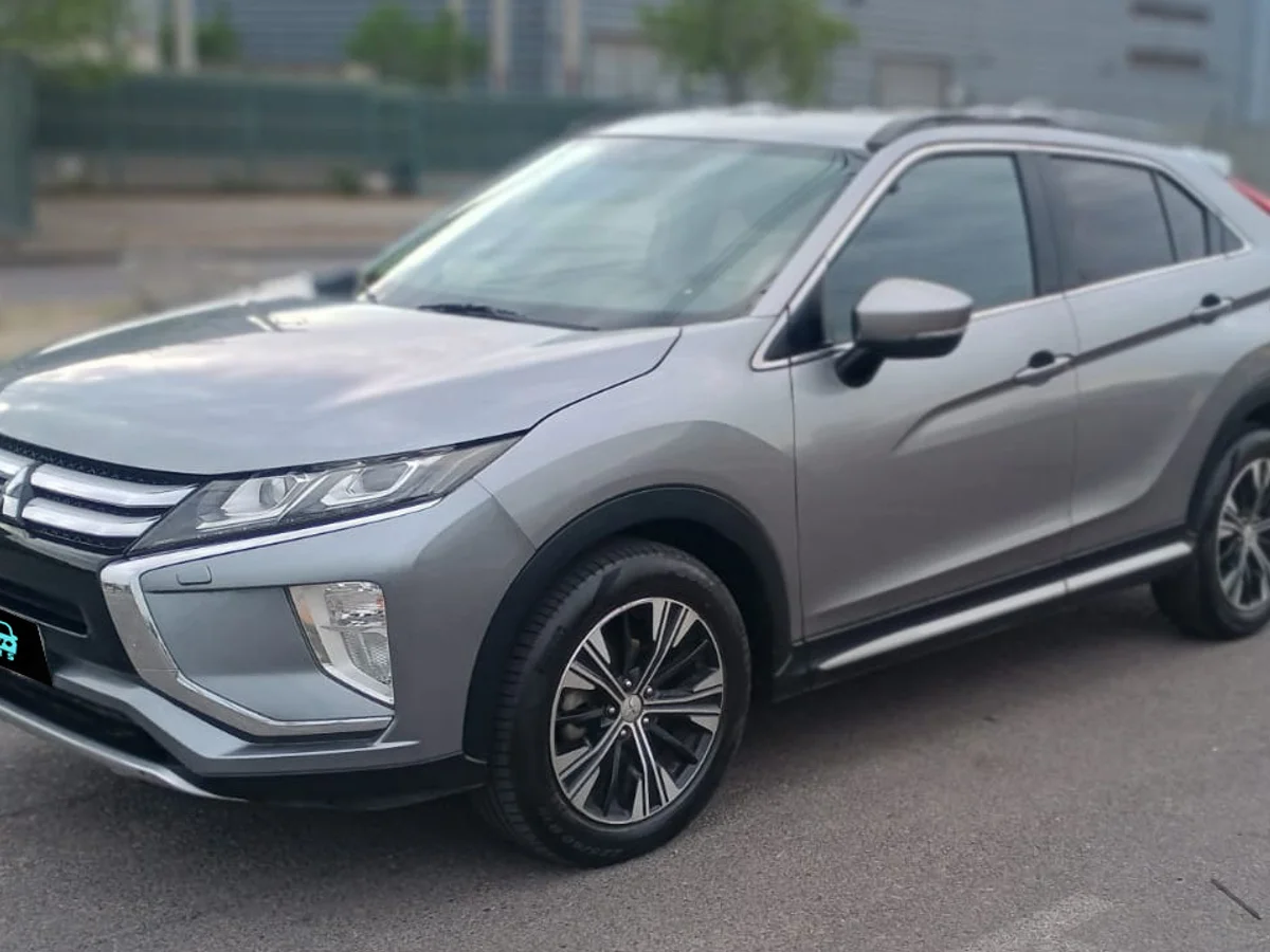 Mitsubishi Eclipse Cross RS 1.5L Turbo AT 4x4 año 2019 - Miniatura 23