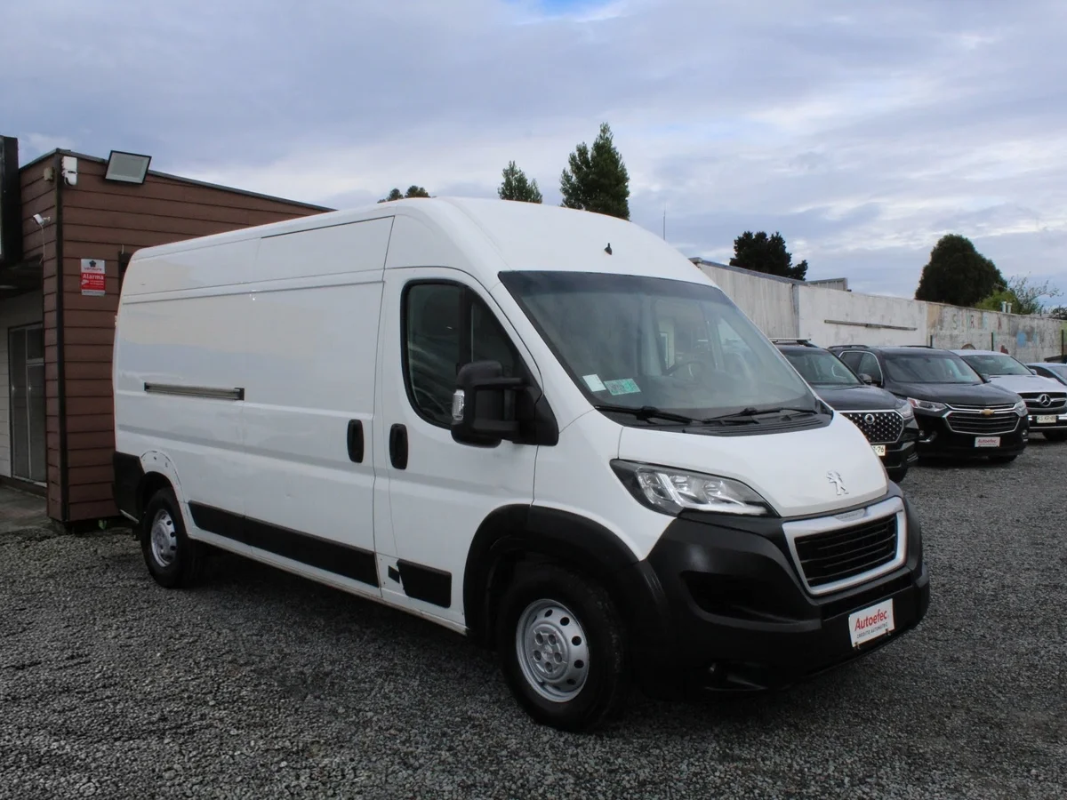 PEUGEOT Boxer 2.2 BLUEHDI 2020