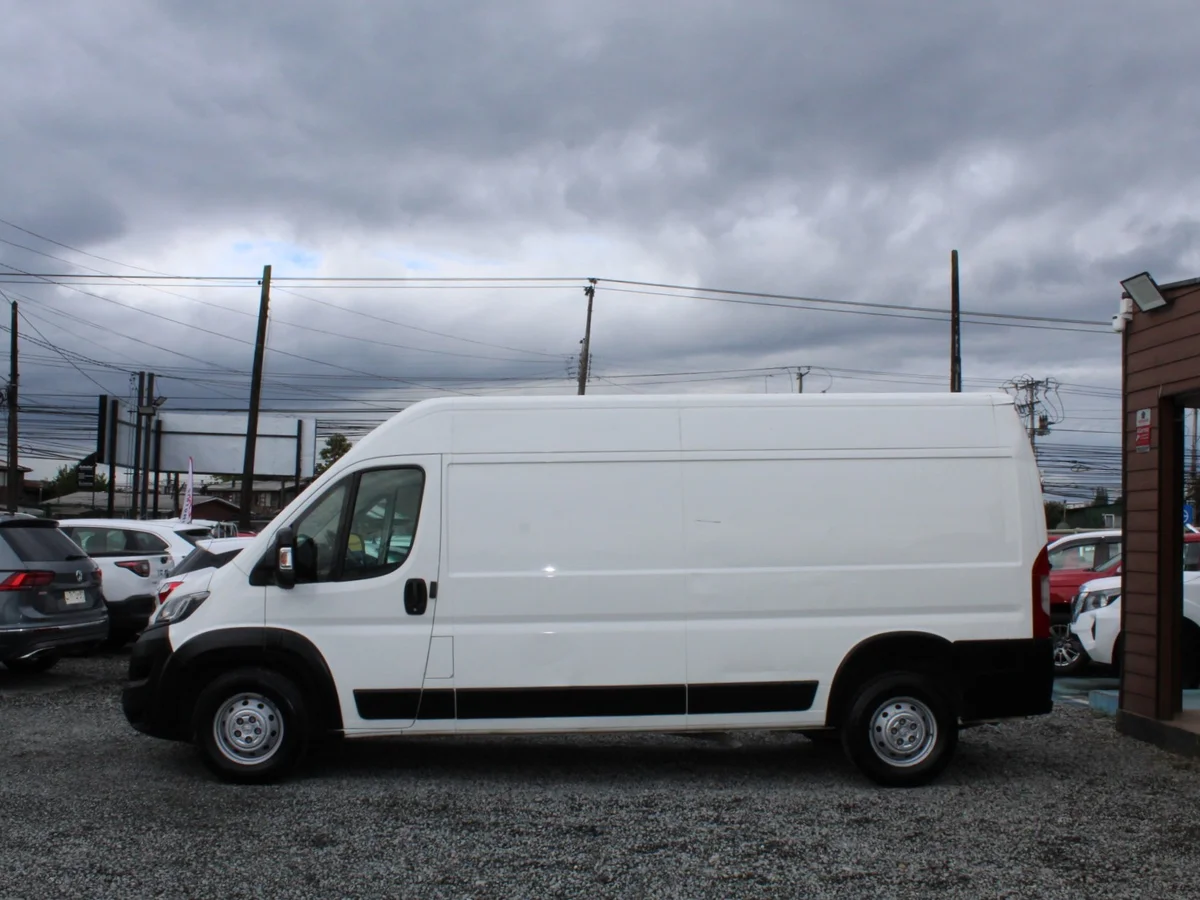 PEUGEOT Boxer 2.2 BLUEHDI 2020 - Miniatura 13
