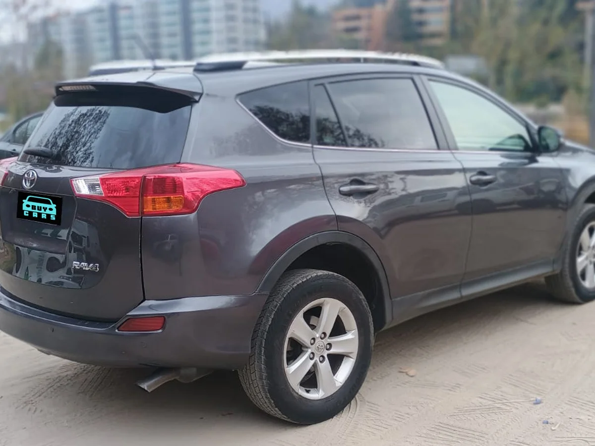 Toyota Rav4 Lujo 2.5L AT 4x2 año 2015 - Miniatura 8