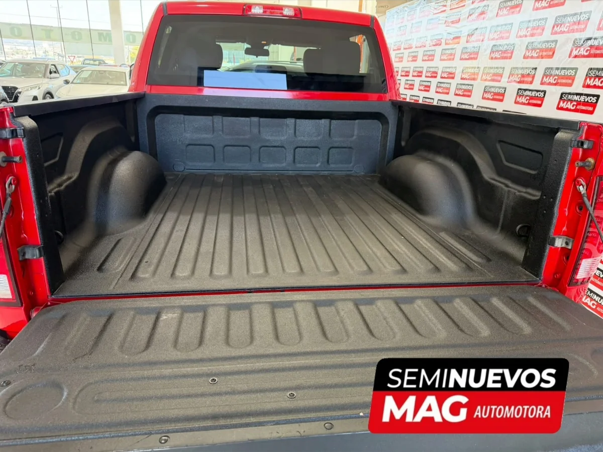 DODGE Ram 1500 5.7 2015