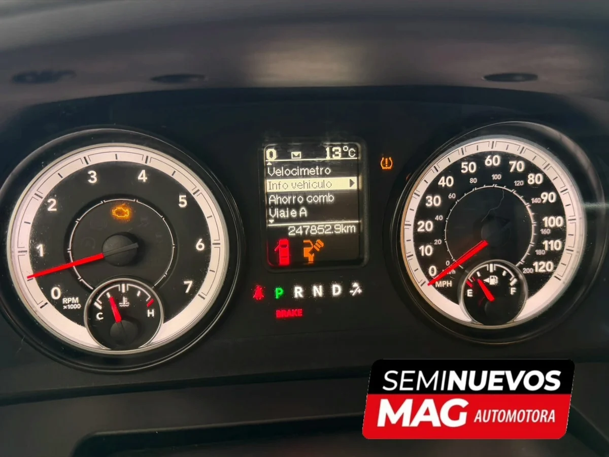 DODGE Ram 1500 5.7 2015 - Miniatura 7