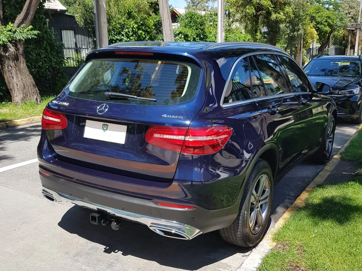 MERCEDES BENZ GLC 220d 4Matic 2.1 AT