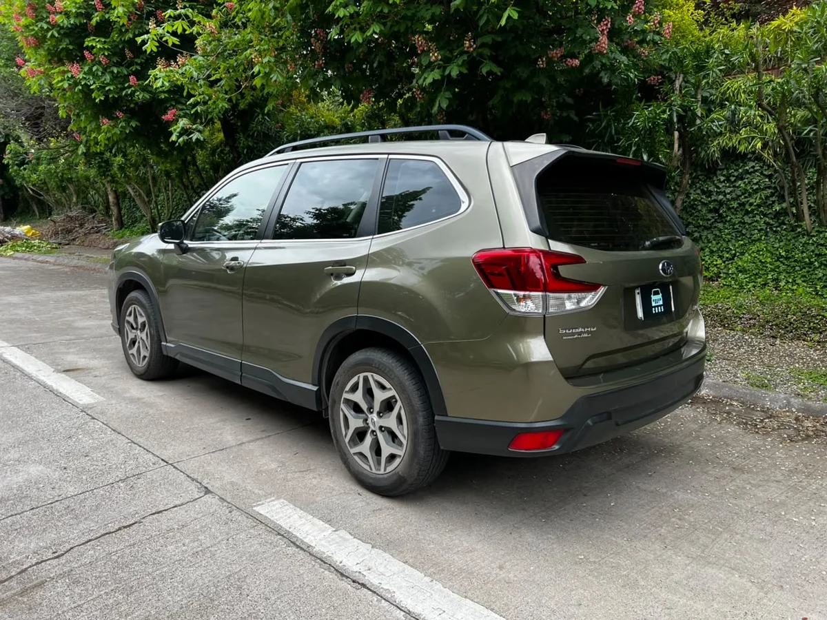 Subaru Forester XS 2.0i AWD AT año 2024 - Miniatura 5