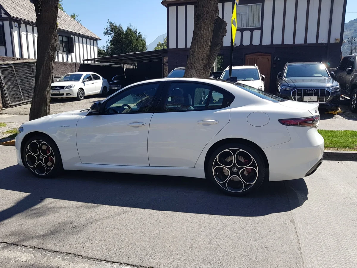 ALFA ROMEO Giulia Veloce Q4 280CV 2.0 AT