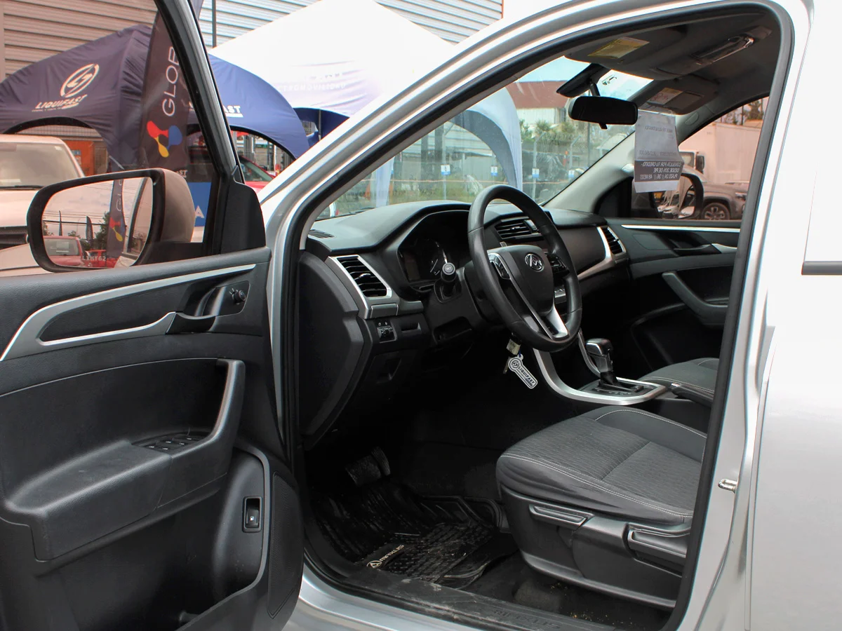 MAXUS T60 GL 2.8 2020 miniatura 6