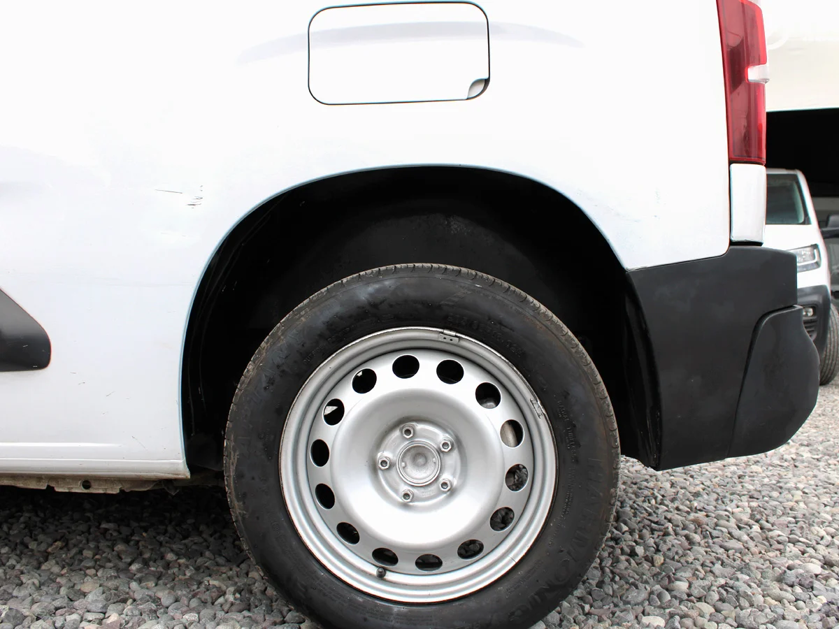 OPEL Combo 1.8 2023 miniatura 7