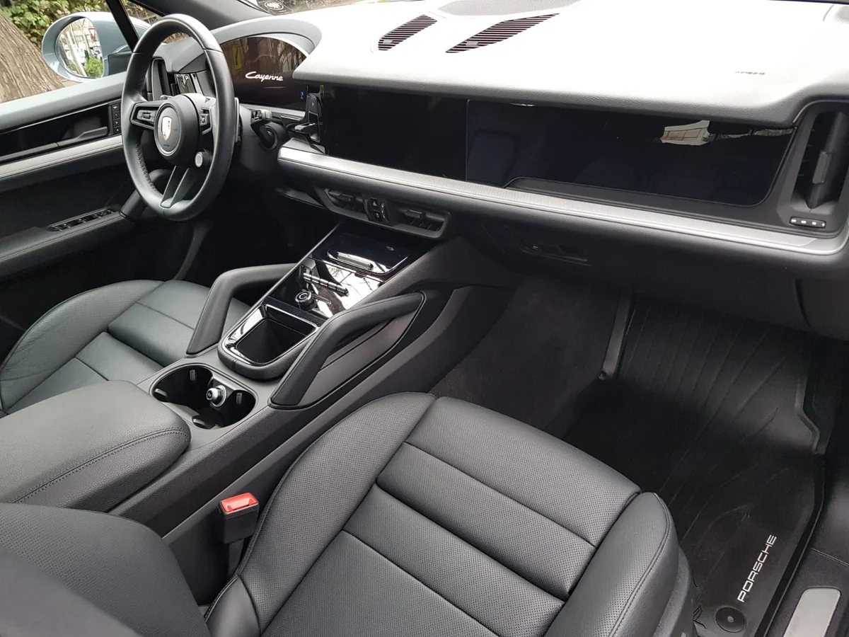 PORSCHE Cayenne 3.0 AT V6 4x4 E3 II - Miniatura 9