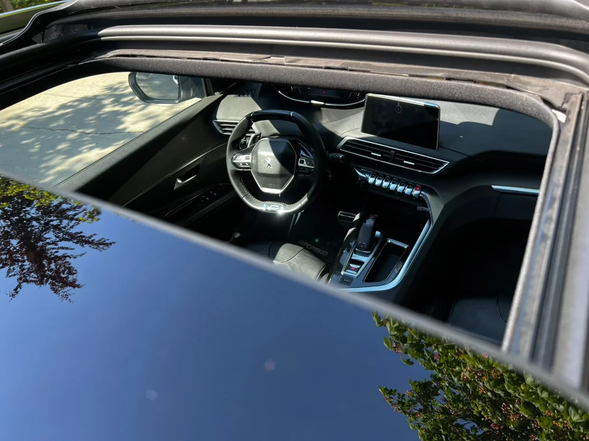Peugeot 5008 Gt- Line 2.0L BlueHDI EAT8 4x2 7P año 2018 - Miniatura 2
