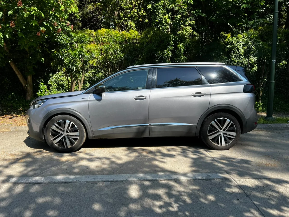 Peugeot 5008 Gt- Line 2.0L BlueHDI EAT8 4x2 7P año 2018 - Miniatura 5