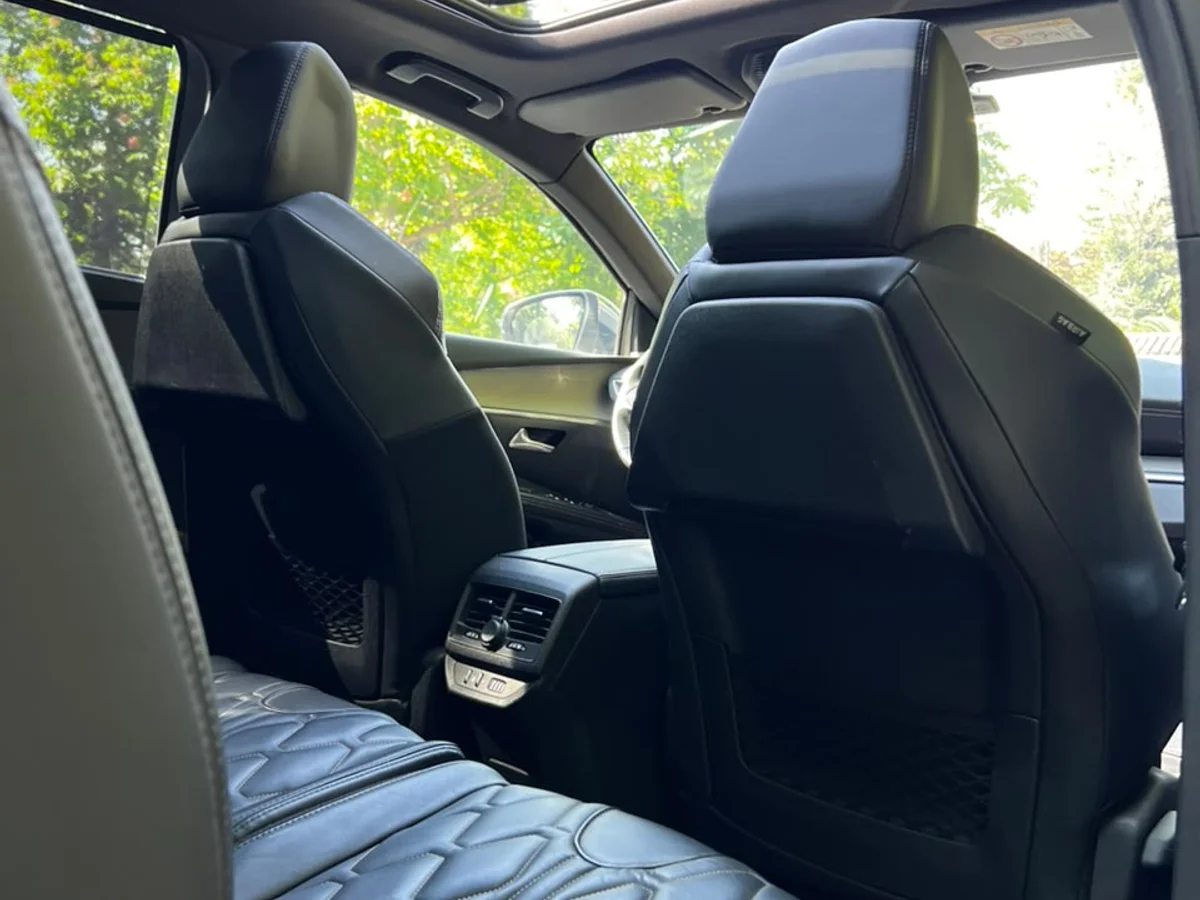 Peugeot 5008 Gt- Line 2.0L BlueHDI EAT8 4x2 7P año 2018 - Miniatura 23