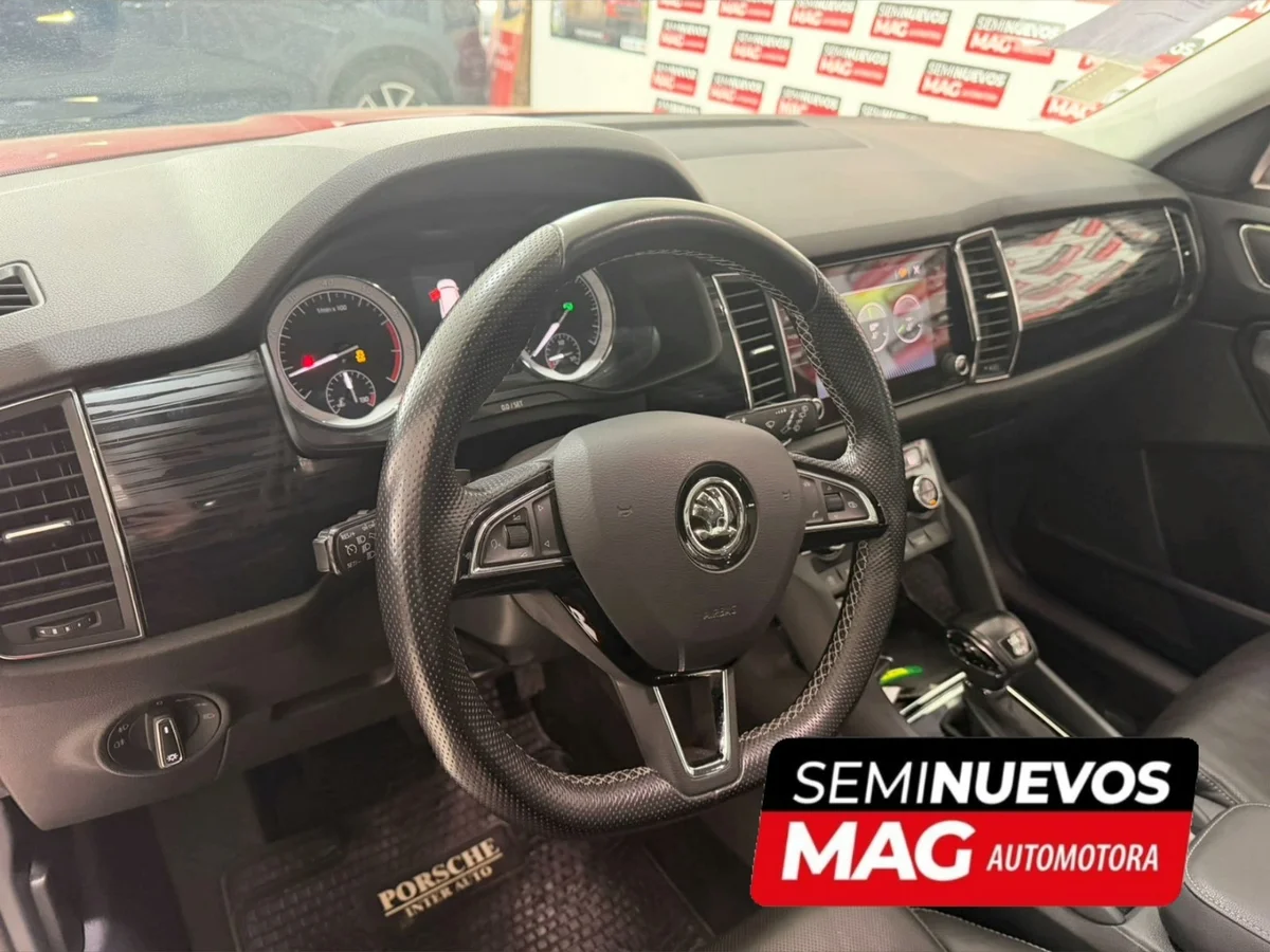 SKODA KODIAQ 4X4 2.0 AUT TSI DSG7 AT 5P 2019 - Miniatura 10