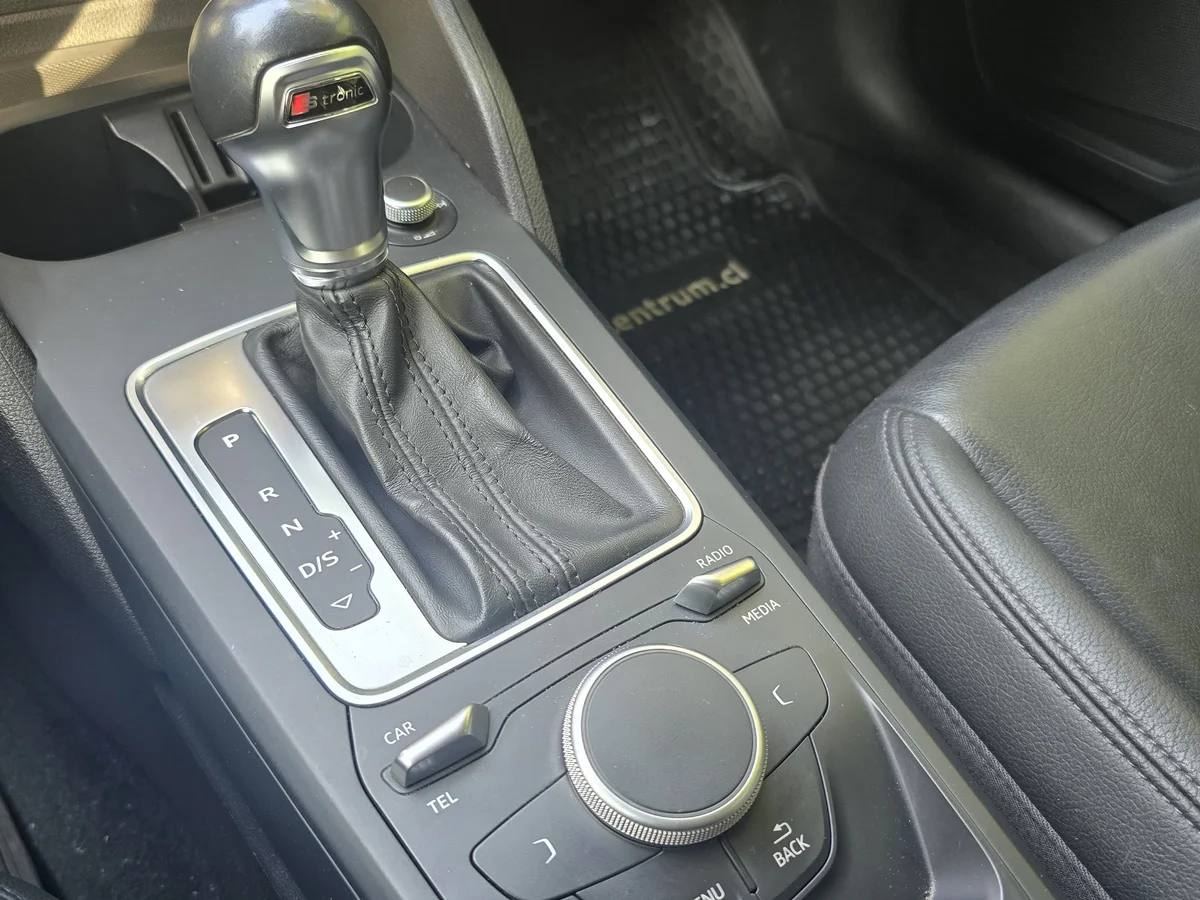 AUDI Q2 35 TFSI S TRONIC 2020 - Miniatura 7