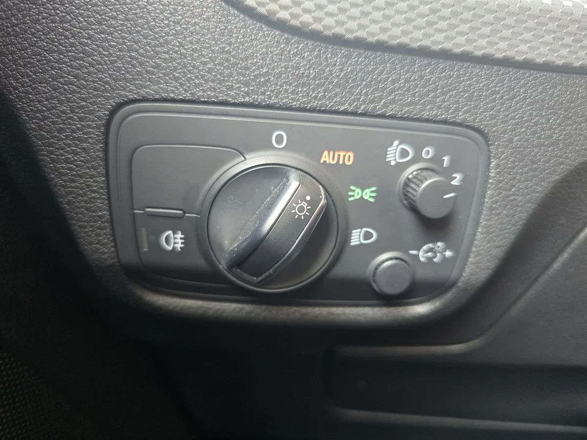 AUDI Q2 35 TFSI S TRONIC 2020 - Miniatura 15